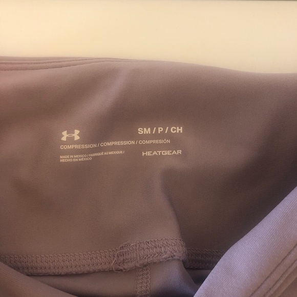Under armor high wasted - Picture 4 of 6